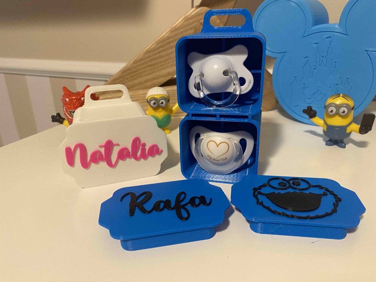 PORTACHUPETES PARA 2 CHUPETES PERSONALIZADO - Impresión y Regalos 3D